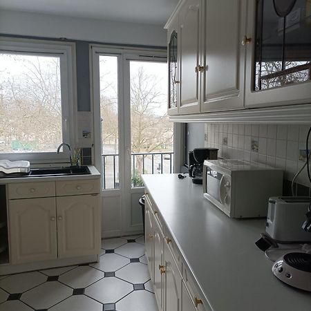 Joli Appartement Type 5 En Centre Ville Châteauroux المظهر الخارجي الصورة